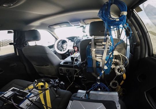 福特汽車機器人耐力測試技術趨于成熟 公開出售