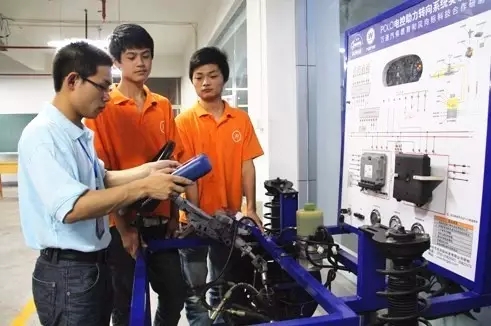 “挖墻腳”不是解決機器人行業(yè)人才之道