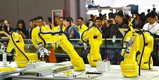 機器換人模式或將取代七成人工