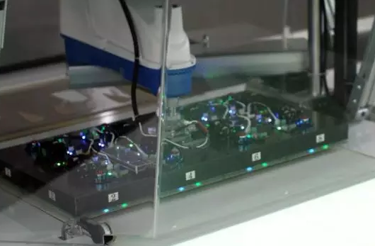 耐克投資機器人公司：實現用靜電做耐克鞋