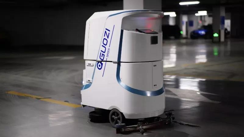 國(guó)自機(jī)器人又添新成員，Cleaning Robot來(lái)了！