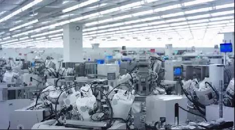 全球機器人市場出現(xiàn)拐點：5G將有望重塑機器人產(chǎn)業(yè)