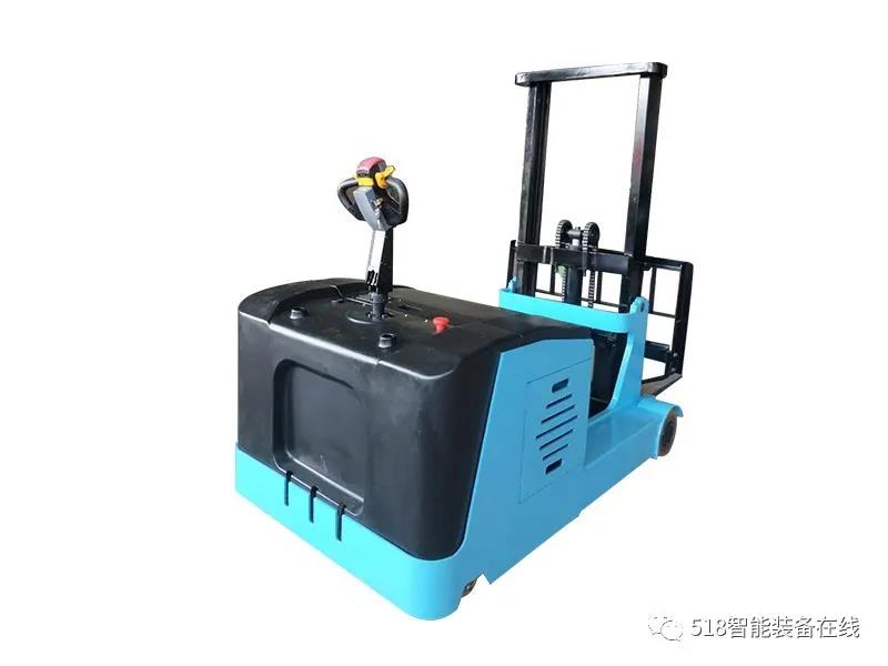 如皋寶象推出首臺3T平衡重叉車AGV本體并檢驗合格