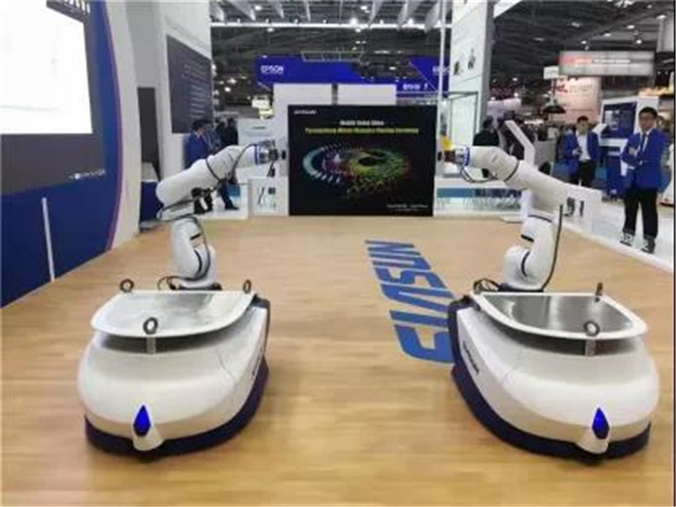 半導體行業5大復合移動機器人應用案例賞析！