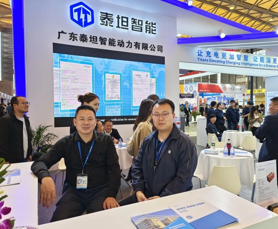 CeMAT ASIA 2024盛大開幕，泰坦智能展臺客戶絡繹不絕！
